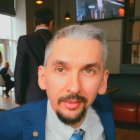Виктор Скалов