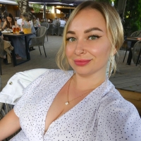 Юля Корзунина