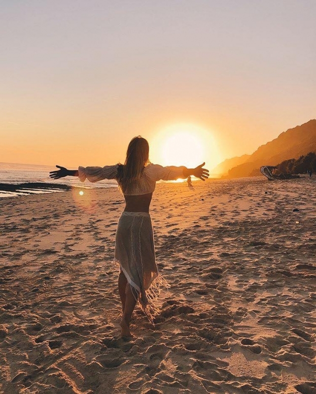 Ты к нам не приходи пока... Спасибо, конечно, за все, что ты делаешь, но пока не приходи